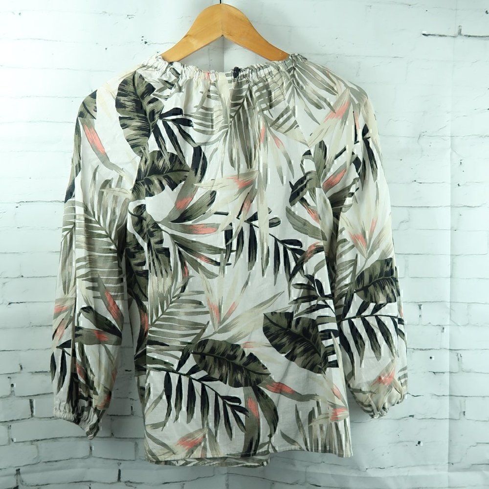 OLD NAVY WHITE & GREEN TROPICAL DESIGN ROUND NECK 3/4 SLEEVE COTTON TOP SIZE XS - Picture 6 of 8